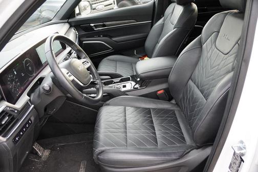 Glacial White Pearl 2024 Kia Telluride SX X-Line