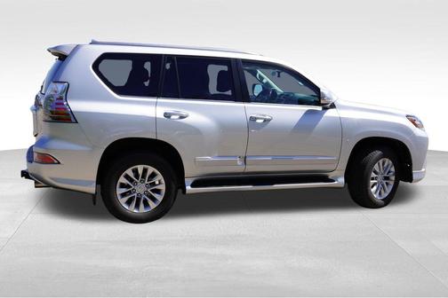 Silver Lining Metallic 2019 Lexus GX 460 Base