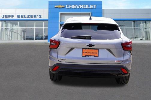 Sterling Gray Metallic 2026 Chevrolet Trax 1RS
