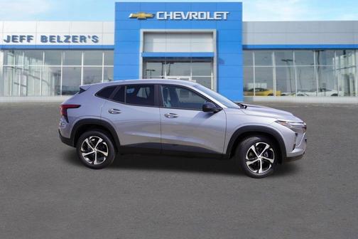 Sterling Gray Metallic 2026 Chevrolet Trax 1RS