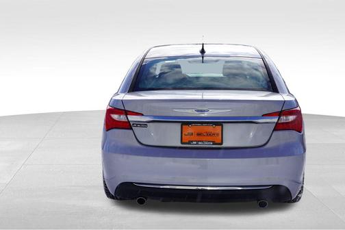 2013 Chrysler 200 Limited