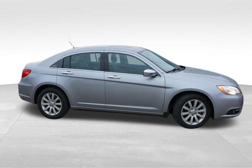 2013 Chrysler 200 Limited
