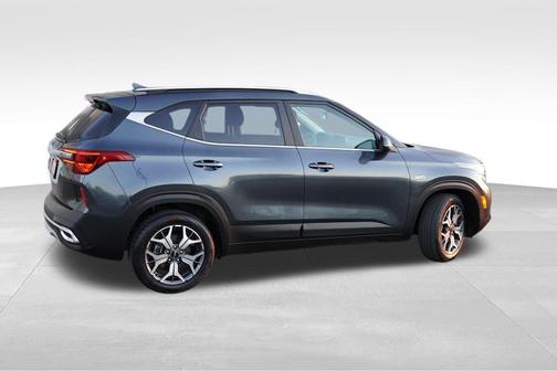 2022 Kia Seltos EX