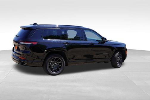 2024 Jeep Grand Cherokee L Summit