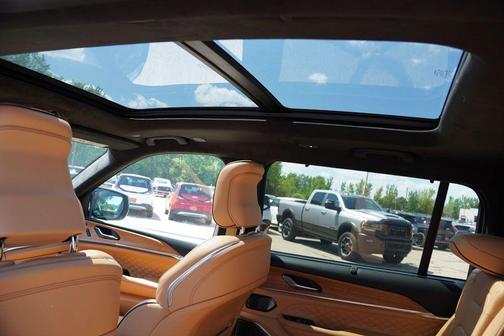 2024 Jeep Grand Cherokee L Summit