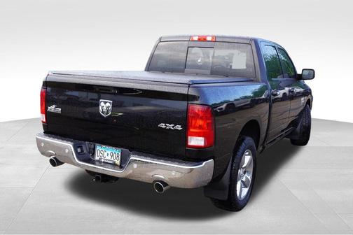 Brilliant Black Crystal Pearlcoat 2017 RAM 1500 Big Horn