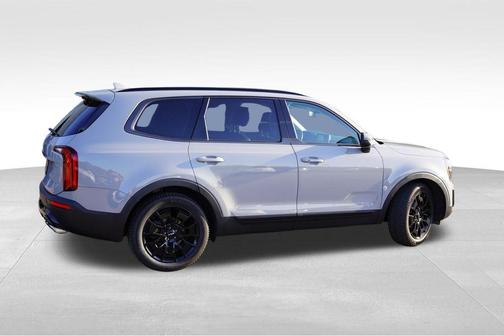 Wolf Gray 2022 Kia Telluride EX