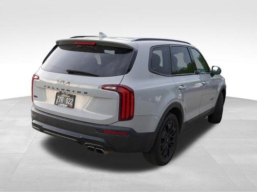Wolf Gray 2022 Kia Telluride EX