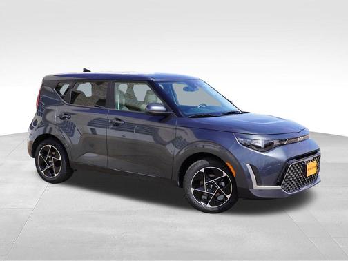 Gravity Gray 2023 Kia Soul EX
