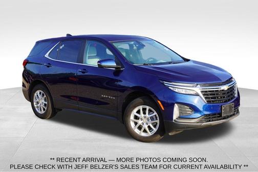 Blue Glow Metallic 2022 Chevrolet Equinox 1LT