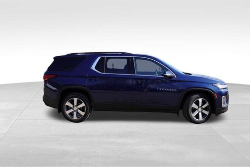 Northsky Blue Metallic 2023 Chevrolet Traverse LT Leather
