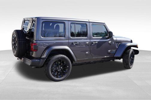 2025 Jeep Wrangler 4xe Sahara