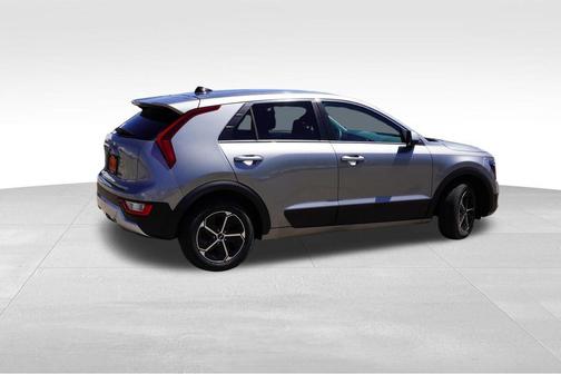 Steel Gray 2023 Kia Niro LX