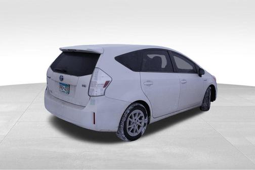 2013 Toyota Prius v Two