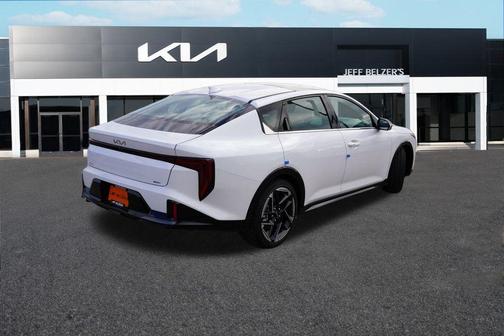 2025 Kia K4 GT-Line