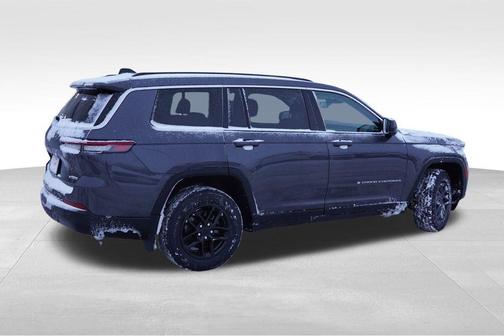 2022 Jeep Grand Cherokee L Laredo