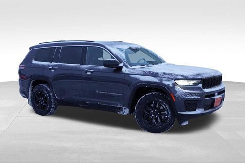 2022 Jeep Grand Cherokee L Laredo