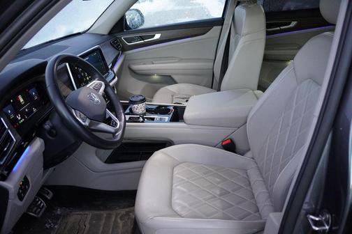 2024 Volkswagen Atlas 2.0T SEL Premium R-Line