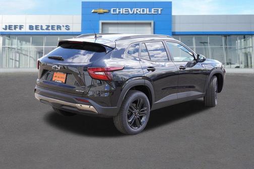 Mosaic Black Metallic 2026 Chevrolet Trax ACTIV