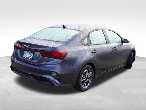 Gravity Gray 2024 Kia Forte LXS