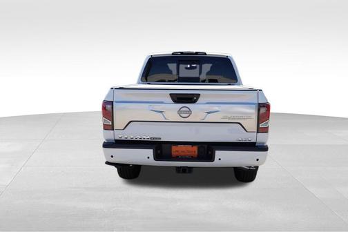 2024 Nissan Titan Platinum Reserve