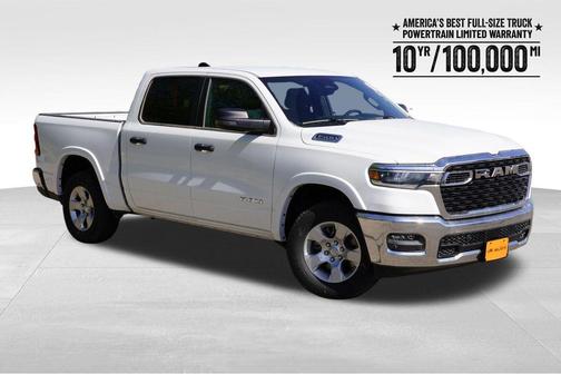 Bright White Clearcoat 2026 RAM 1500 Big Horn