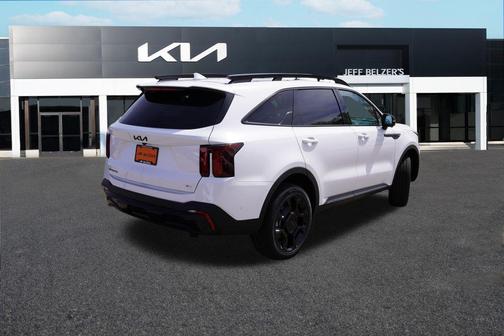 Glacial White Pearl 2026 Kia Sorento X-Line SX