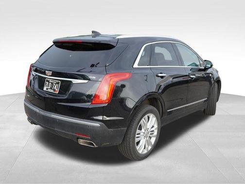 Stellar Black Metallic 2018 Cadillac XT5 Premium Luxury