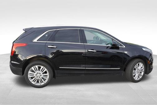 Stellar Black Metallic 2018 Cadillac XT5 Premium Luxury