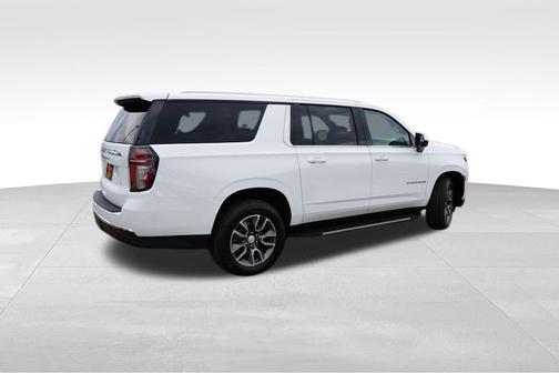 2023 Chevrolet Suburban LS