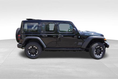 Black Clearcoat 2024 Jeep Wrangler 4xe Rubicon
