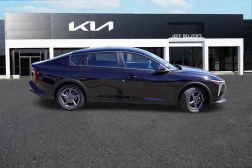 Aurora Black 2026 Kia K4 LXS