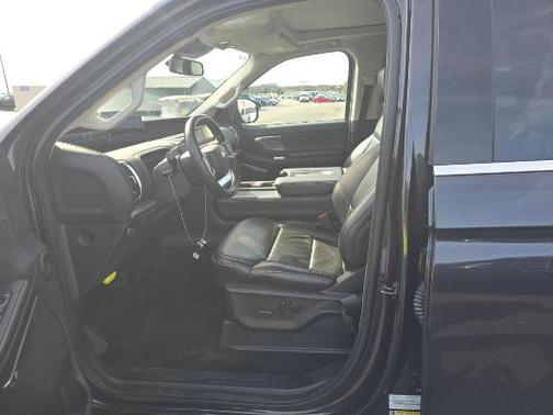 Gray Metallic 2025 Ford Expedition Platinum