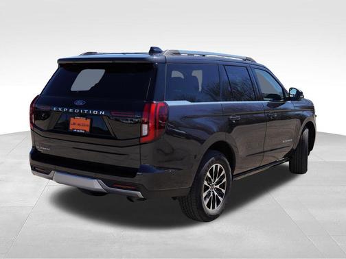 Dark Matter Gray Metallic 2025 Ford Expedition Platinum
