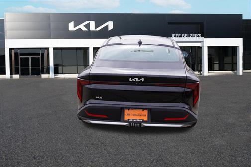 Aurora Black Pearl 2026 Kia K4 LXS