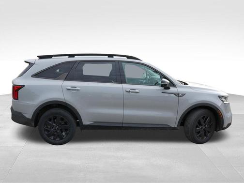 Wolf Gray 2023 Kia Sorento X-Line S
