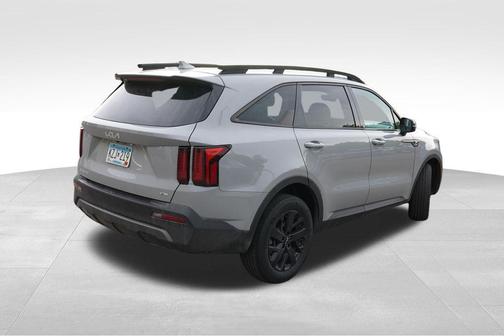 Wolf Gray 2023 Kia Sorento X-Line S