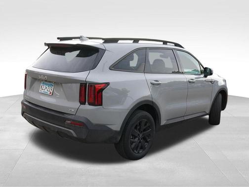 Wolf Gray 2023 Kia Sorento X-Line S