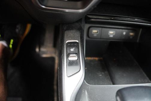 Wolf Gray 2023 Kia Sorento X-Line S