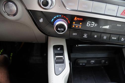 Ebony Black 2024 Kia Telluride EX