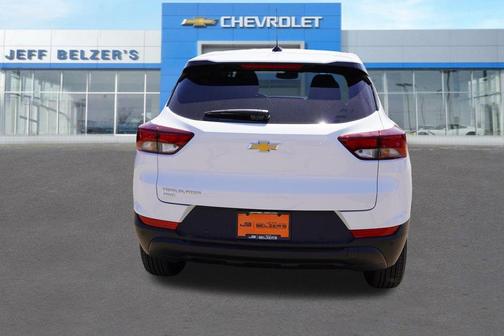 Summit White 2026 Chevrolet Trailblazer LS