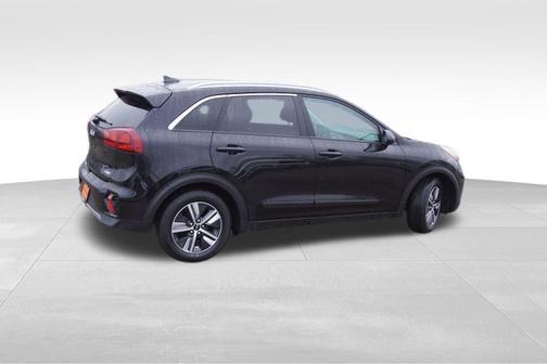 2022 Kia Niro LXS