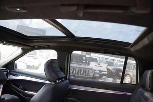 2024 Jeep Wagoneer S Launch Edition