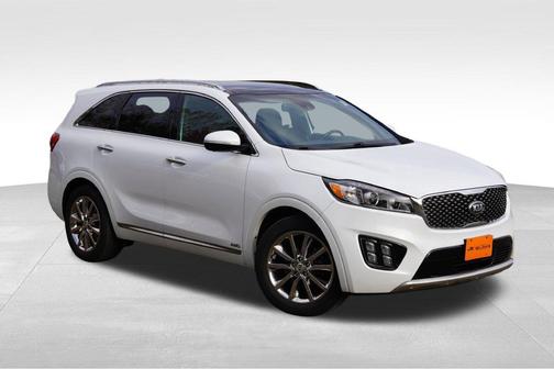 Snow White Pearl 2017 Kia Sorento SX