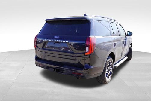 Agate Black Metallic 2025 Ford Expedition Active