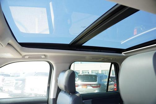 Agate Black Metallic 2025 Ford Expedition Active