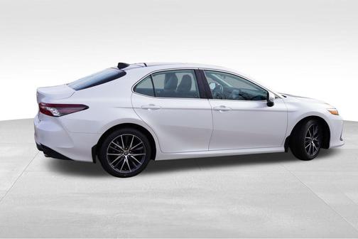 2024 Toyota Camry XLE