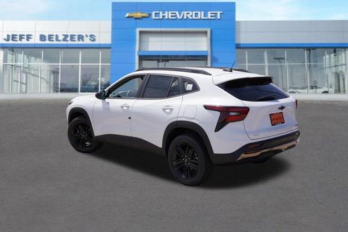 Summit White 2026 Chevrolet Trax ACTIV