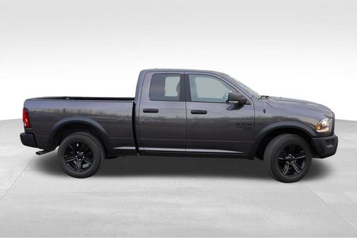 Granite Crystal Clearcoat Metallic 2022 RAM 1500 Classic SLT