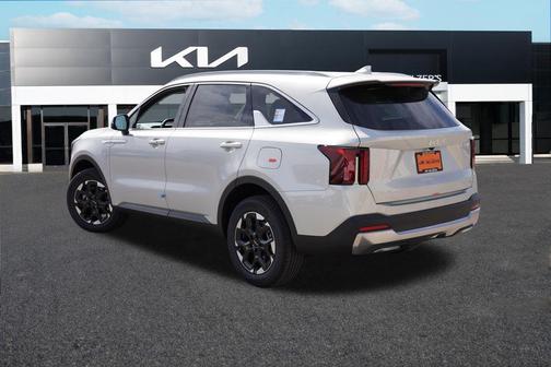 Ivory Silver 2026 Kia Sorento S